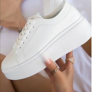 White platform- platform is 2 inches